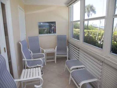 Furnished lanai